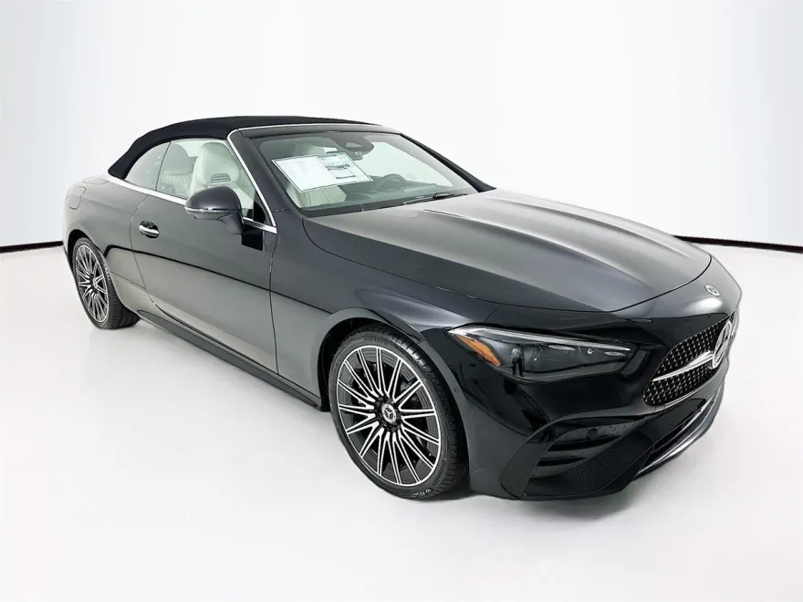 2026 Mercedes Benz CLE 450 4MATIC photo 1
