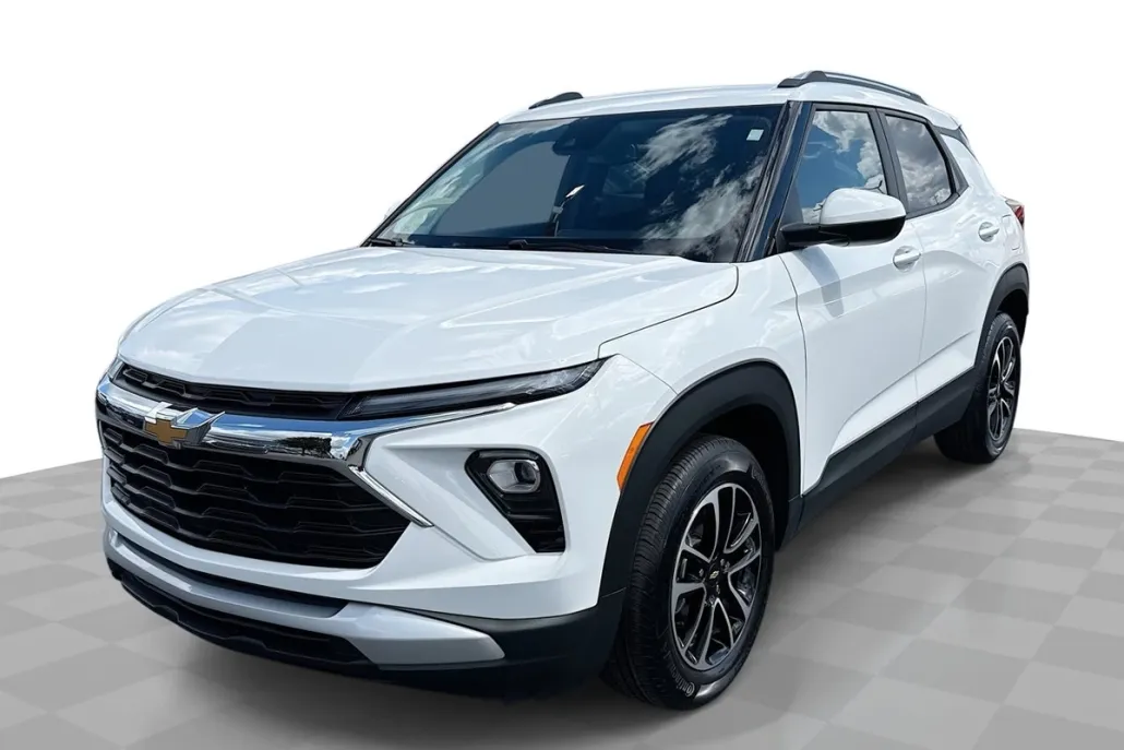 2025 Chevrolet Trailblazer LT photo 1