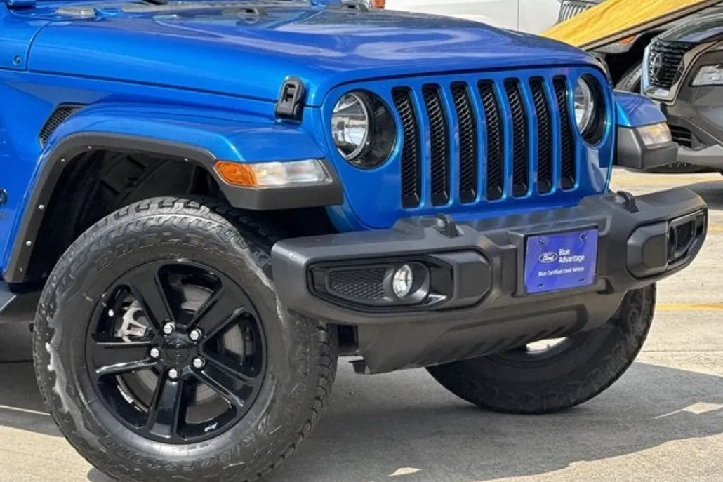 2021 Jeep Wrangler Unlimited Sahara Altitude photo 1