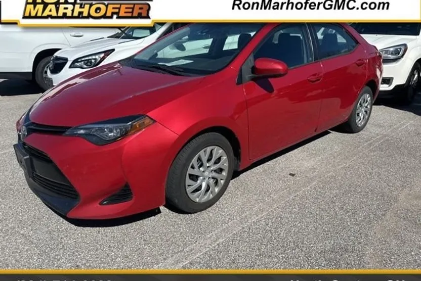 2017 Toyota Corolla L photo 1