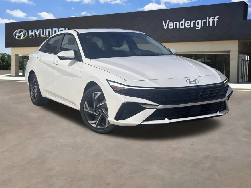 2025 Hyundai Elantra Limited photo 1