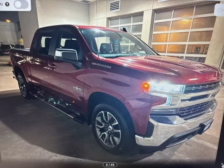 2022 Chevrolet Silverado 1500 LT photo 1