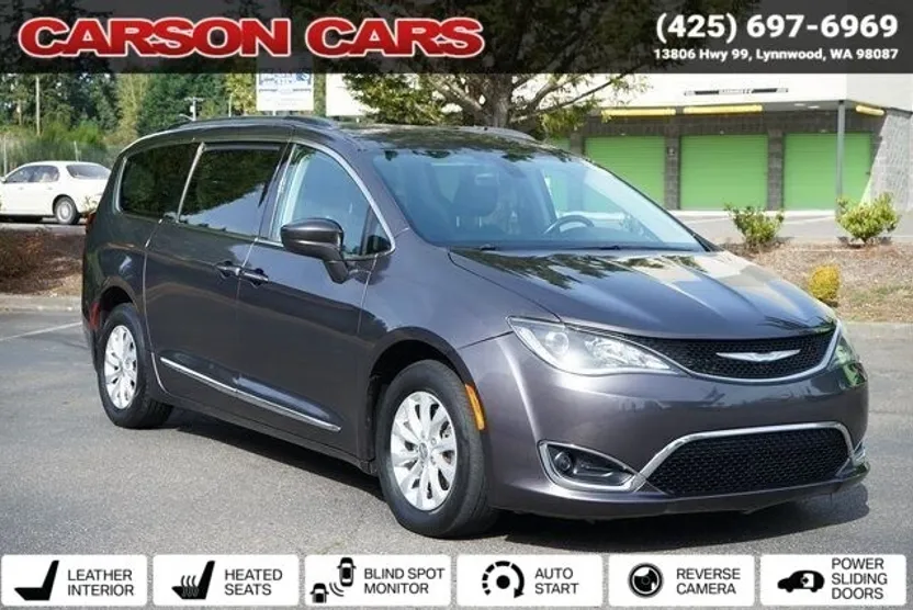 2010 Toyota Sienna photo 1