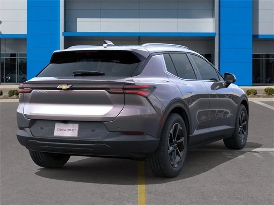 2026 Chevrolet Equinox EV 1LT photo 1