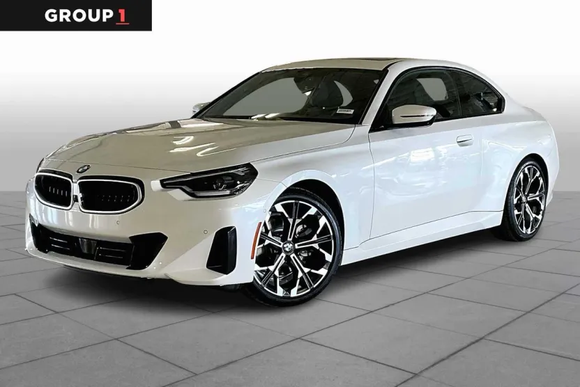 2025 Bmw 230i photo 1