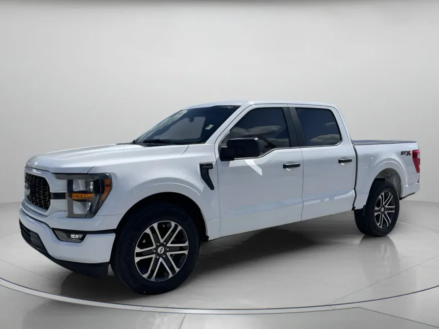 2023 Ford F-150 XL photo 1
