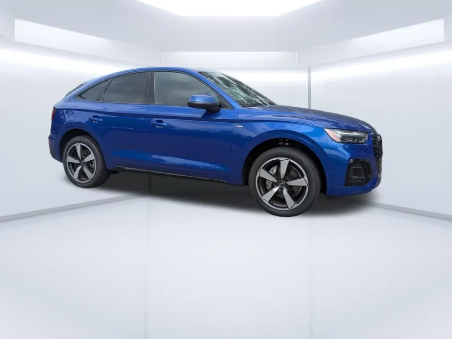 2023 Audi Q5 45 S line Prestige photo 1