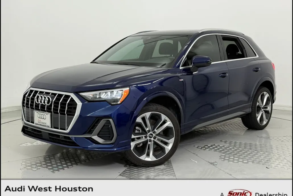 2021 Audi Q3 S line Premium photo 1