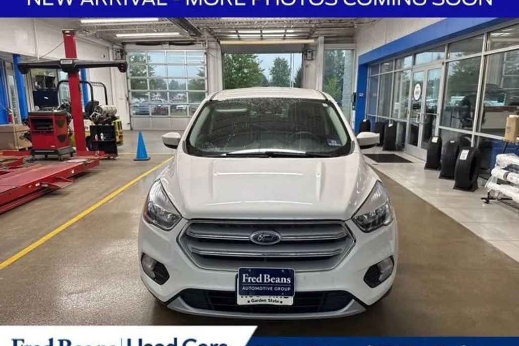 2019 Ford Escape SE photo 1