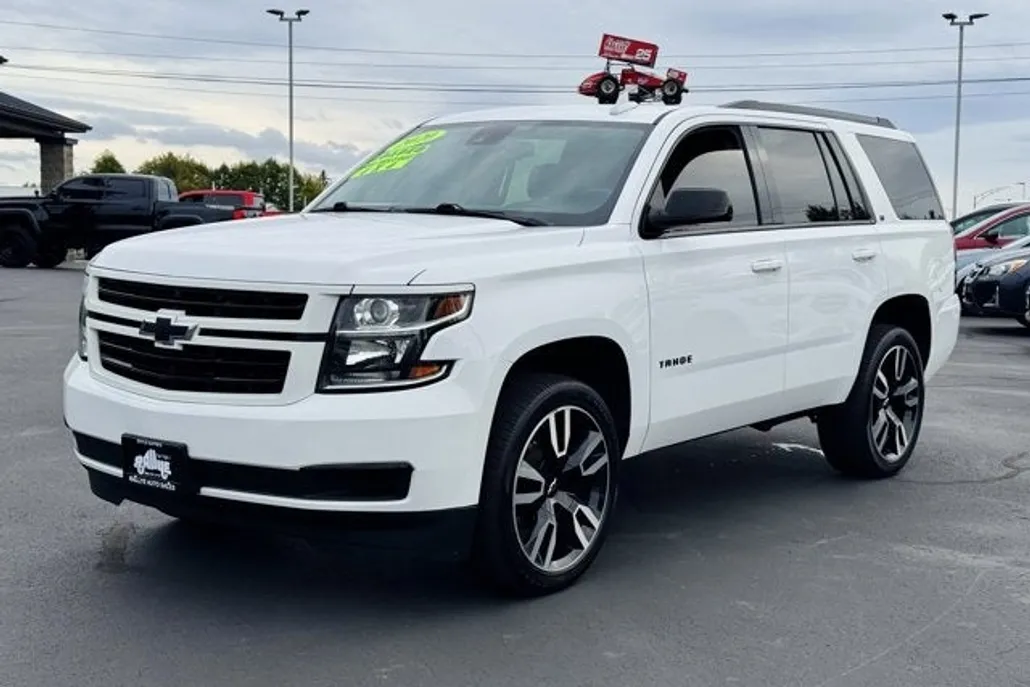 2020 Chevrolet Tahoe LT photo 1