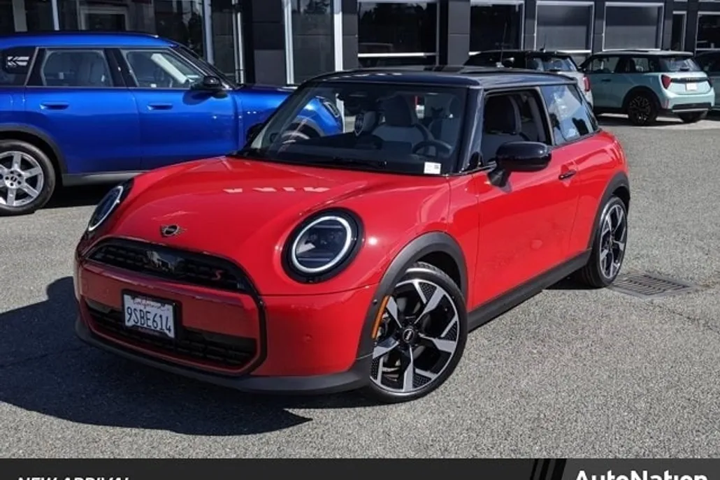 2025 Mini Cooper 2 Door Hardtop S photo 1