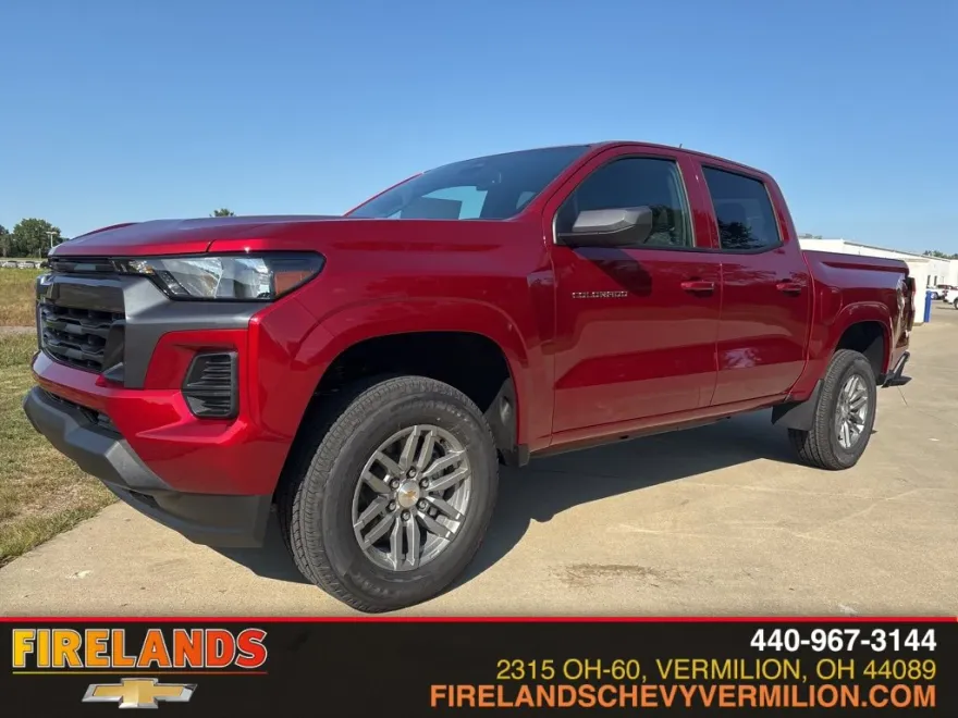 2026 Chevrolet Colorado LT photo 1