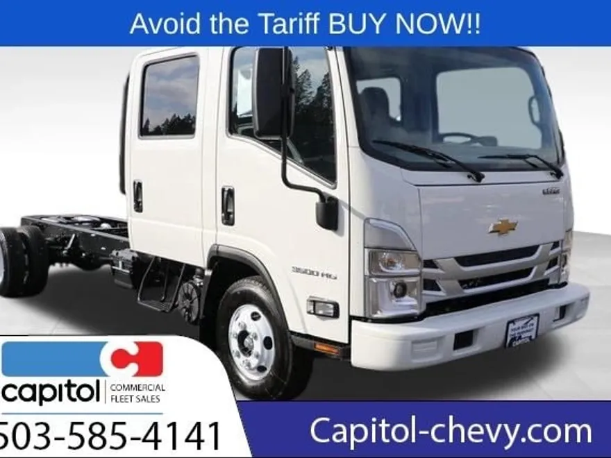 2025 Chevrolet Silverado 3500HD photo 1
