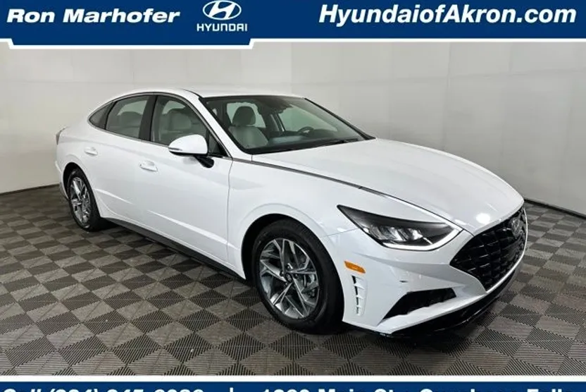 2023 Hyundai Sonata SEL photo 1