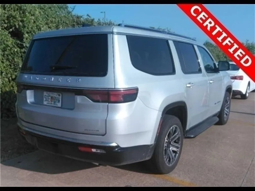 2024 Jeep Wagoneer Series II photo 1