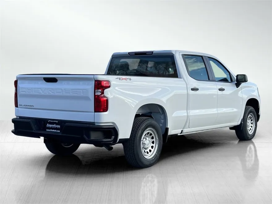 2025 Chevrolet Silverado 1500 photo 1