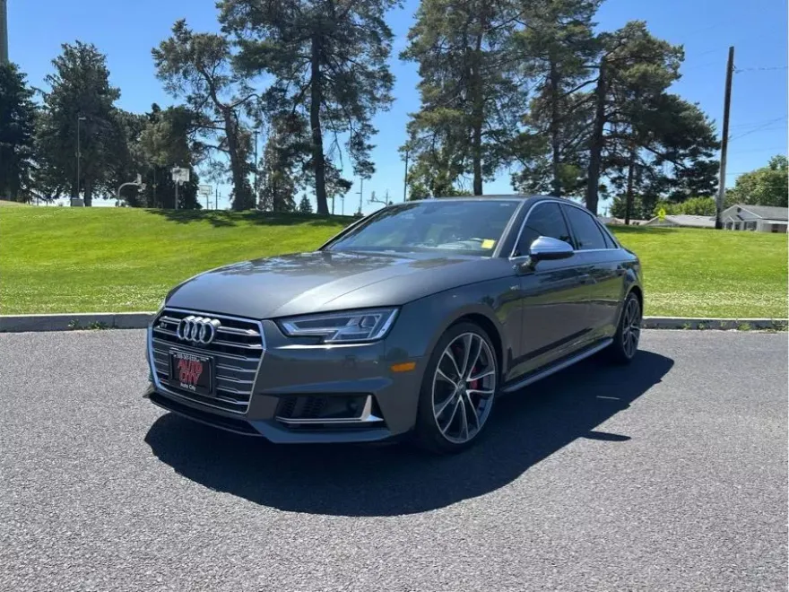 2018 Audi S4 Base Prestige photo 1