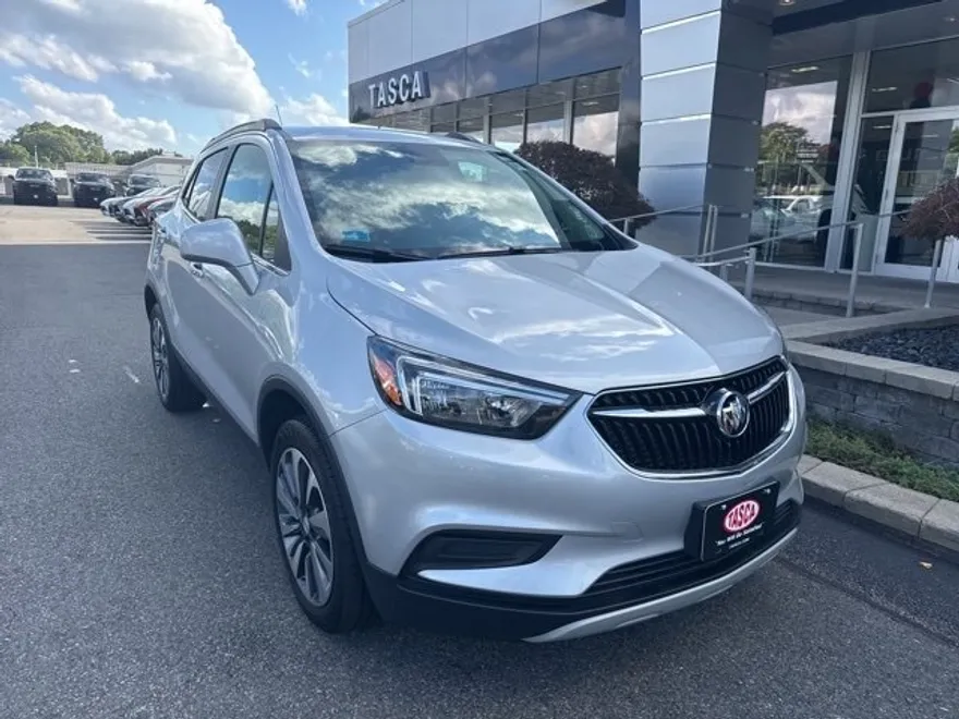 2022 Buick Encore Preferred photo 1