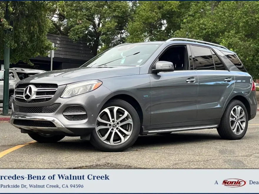 2018 Mercedes Benz GLE 550e 4MATIC photo 1