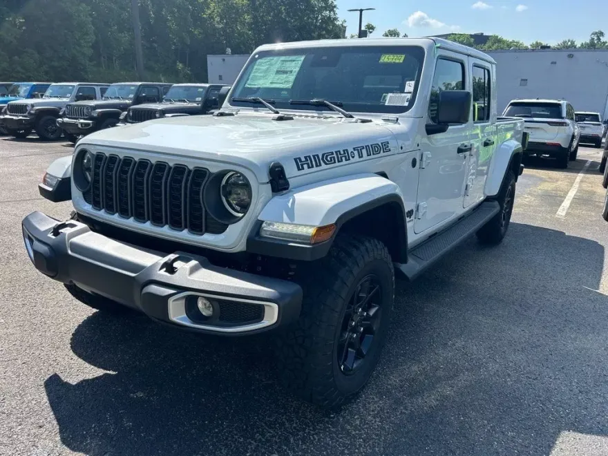 2025 Jeep Gladiator Sport photo 1