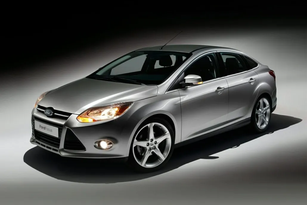 2014 Ford Focus Titanium Sedan photo 1