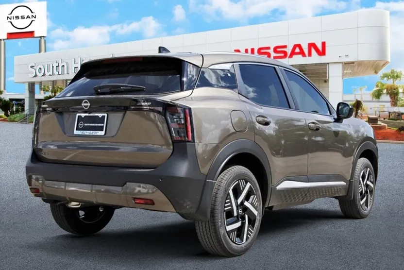 2026 Nissan Kicks SV photo 1