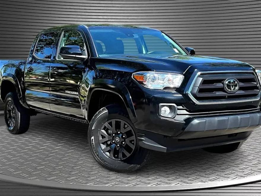 2022 Toyota Tacoma SR5 photo 1