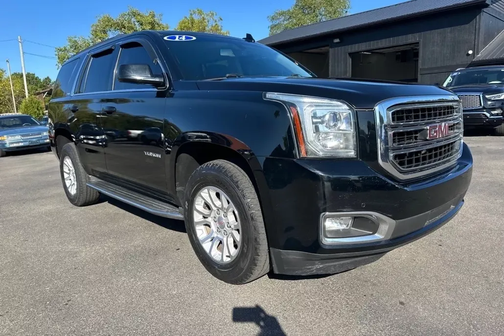 2016 Gmc Yukon SLE photo 1