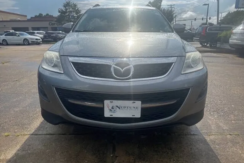 2011 Mazda CX-9 Touring GS photo 1