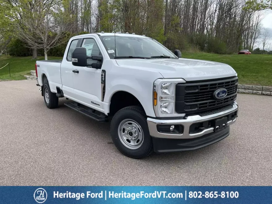2025 Ford F-250 photo 1