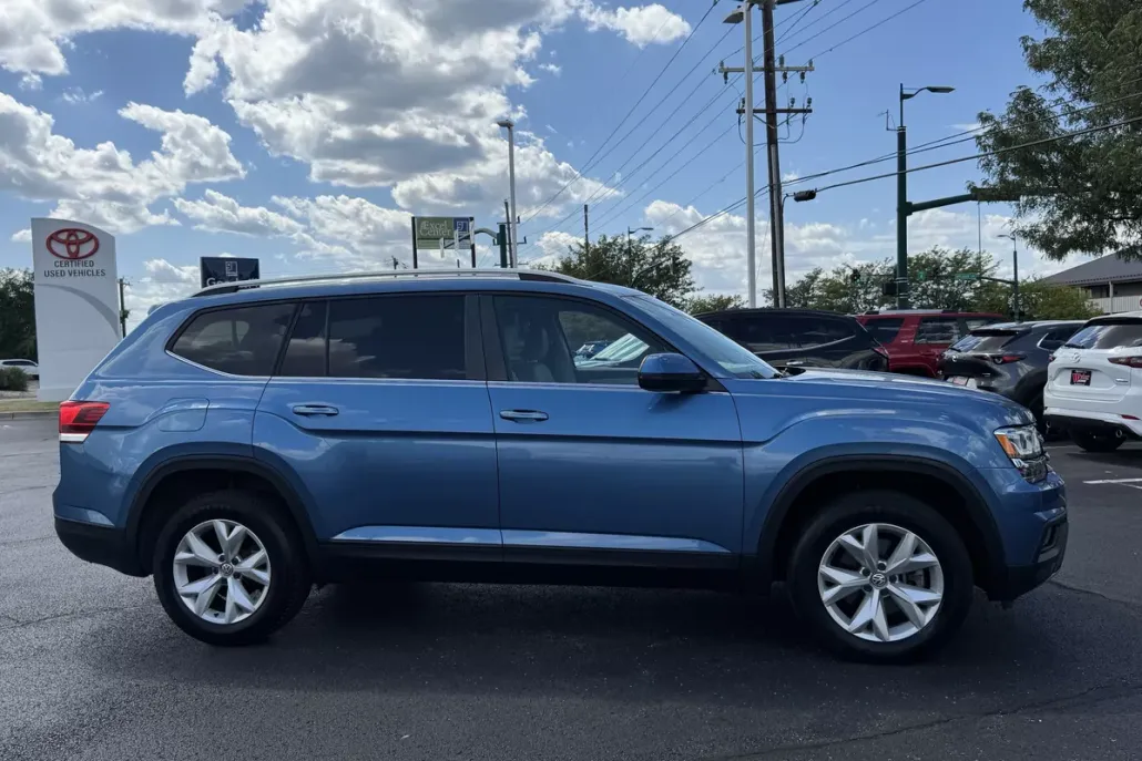 2019 Volkswagen Atlas V6 SE photo 1