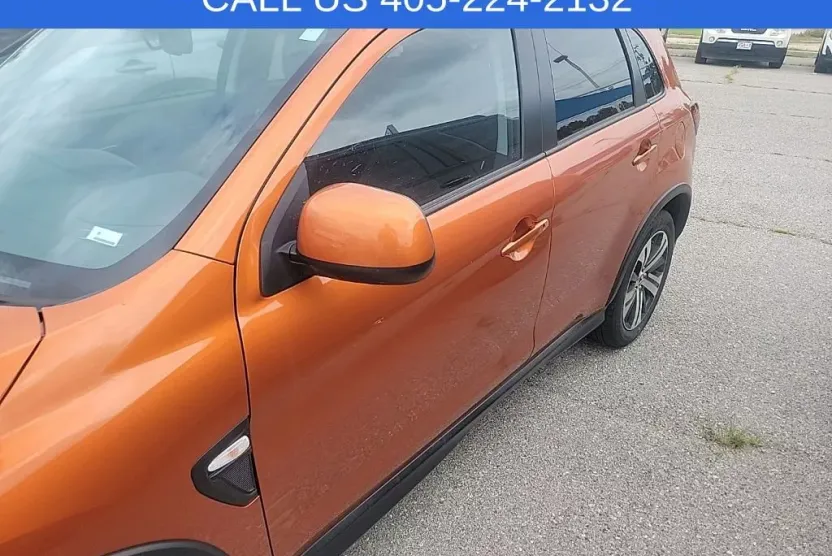 2024 Mitsubishi Outlander Sport S photo 1