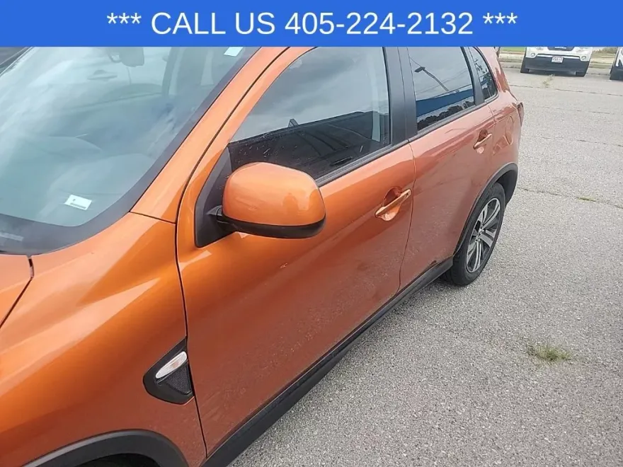 2024 Mitsubishi Outlander Sport S photo 1