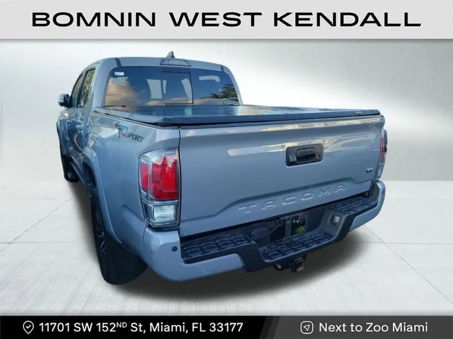 2021 Toyota Tacoma TRD Sport photo 1