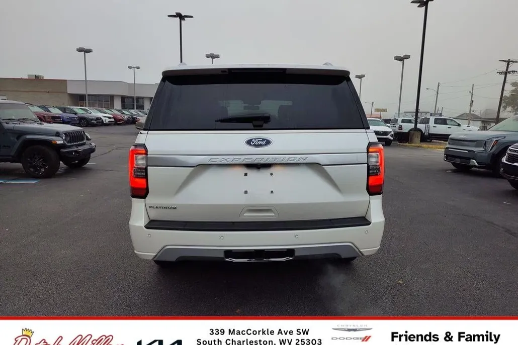 2018 Ford Expedition Platinum photo 1