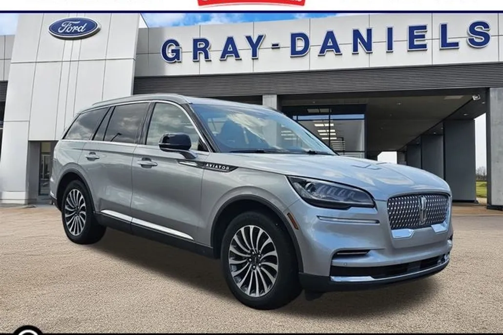 2023 Lincoln Aviator Reserve photo 1