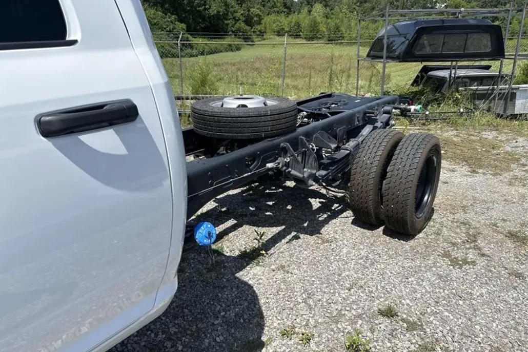 2025 Ram 5500 Tradesman photo 1