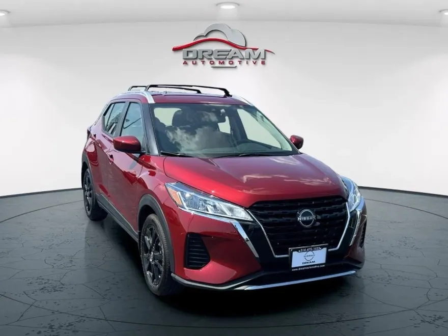 2024 Nissan Kicks SV photo 1