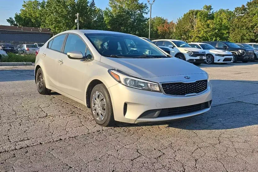 2018 Kia Forte LX Base photo 1