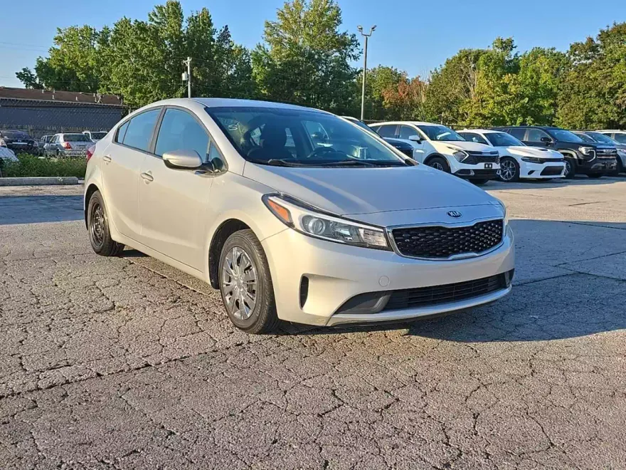 2018 Kia Forte LX Base photo 1