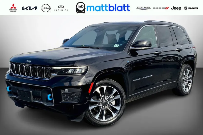 2023 Jeep Cherokee Overland 4xe photo 1