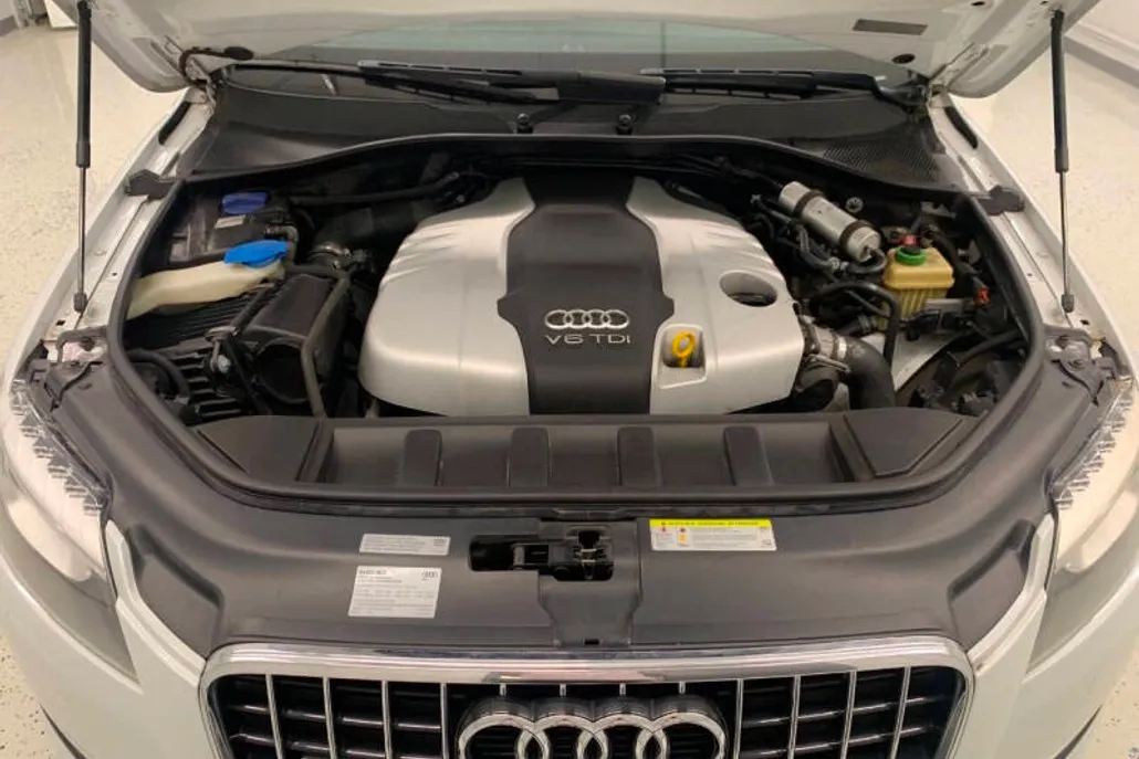 2015 Audi Q7 3.0 TDI Premium Plus photo 1