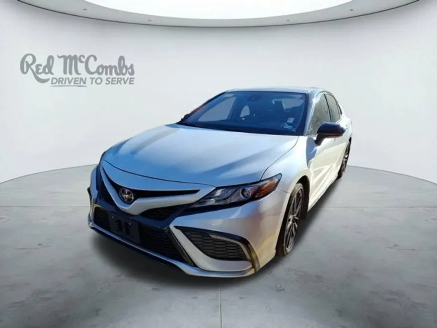 2023 Toyota Camry XSE photo 1