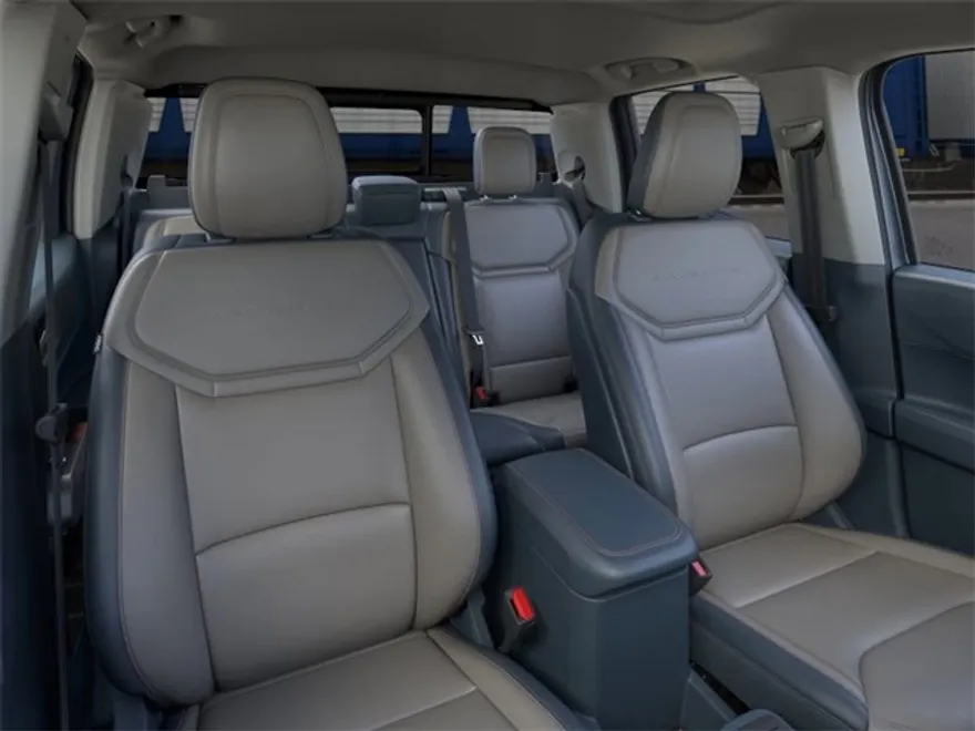 2025 Ford Maverick Lariat photo 1