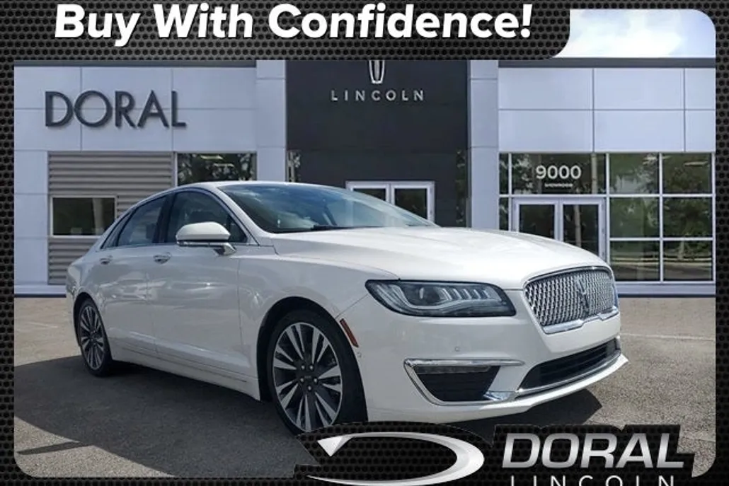 2020 Lincoln MKZ Hybrid Reserve photo 1