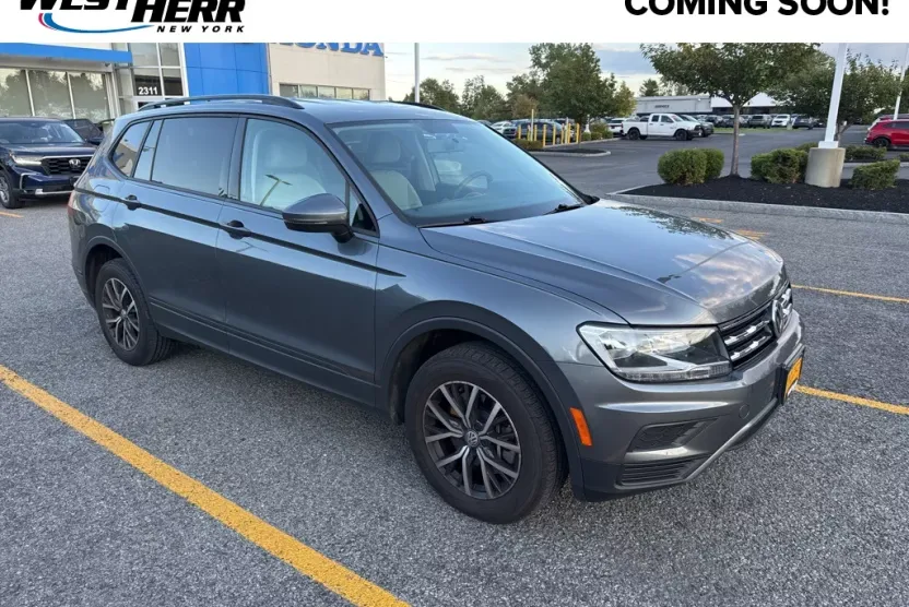 2021 Volkswagen Tiguan S photo 1