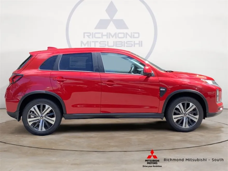 2025 Mitsubishi Outlander Sport ES SE LE photo 1