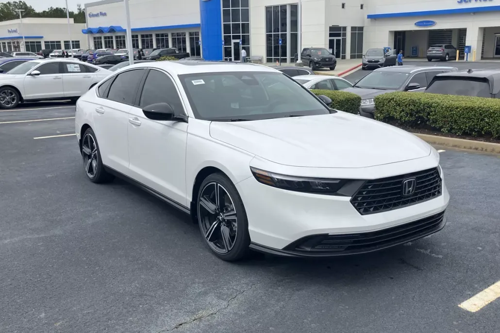 2025 Honda Accord Hybrid Sport photo 1