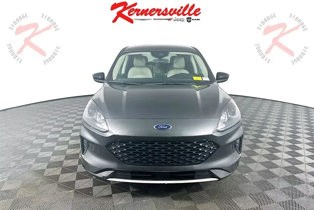 2020 Ford Escape SE Sport Hybrid photo 1