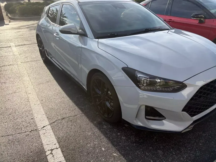 2020 Hyundai Veloster Turbo R-Spec photo 1